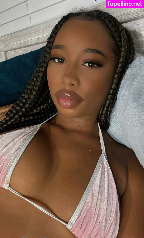 Kiara, keke.freaky, kiaraaliaadvani Nude Leaked OnlyFans Photo #9Ydzh1IsDT