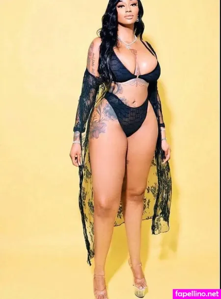 Ifeoma Sophia OnlyFans Thumbnail #a4FhwTTi0P