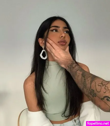 Iffat Marash OnlyFans Thumbnail #57FfADBzts