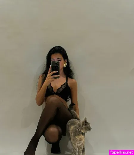 Iffat Marash OnlyFans Thumbnail #lYd9iLyncJ