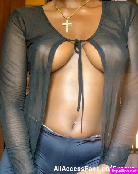 Ifunanya OnlyFans Thumbnail #OBcCzXwzIH