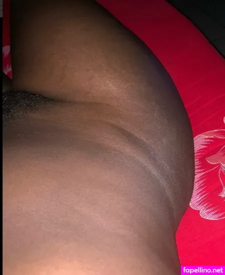 Ifunanya OnlyFans Thumbnail #UayS0DZqOO