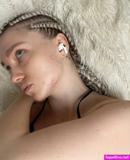 Iiblackrabbit OnlyFans Thumbnail #0hWJUwwC0V