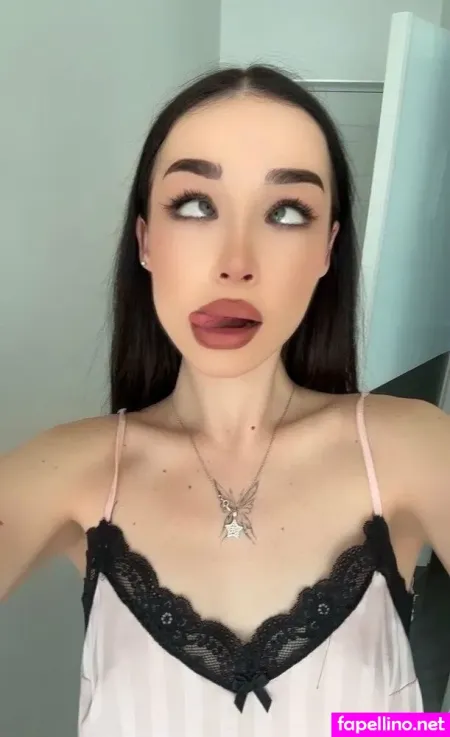 Iidamildaa OnlyFans Thumbnail #jH15LLlWBm