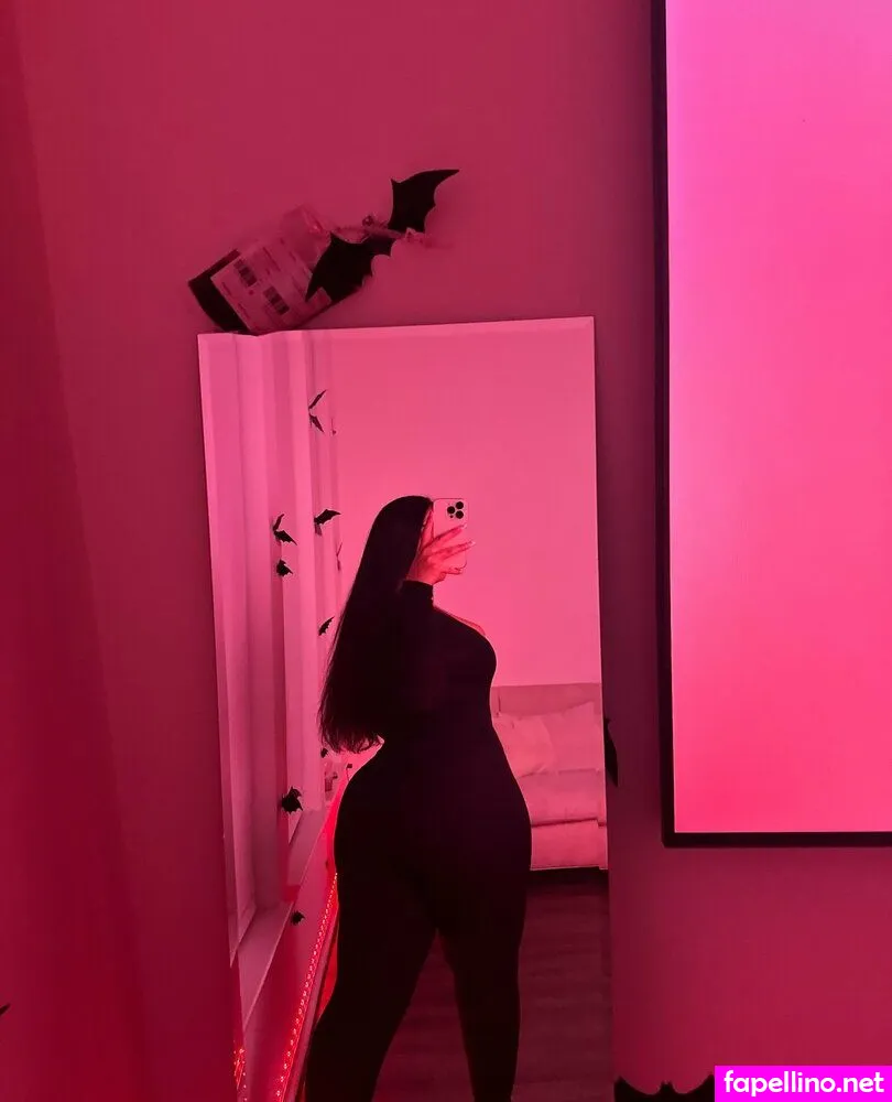 _isabelxx, iisabelxx Nude Leaked OnlyFans Photo #0PbqDRTHA4