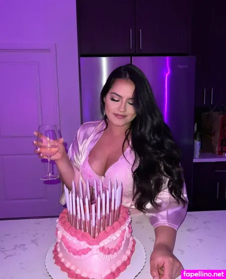 Iisabelxx OnlyFans Thumbnail #rbyTGd6O2S