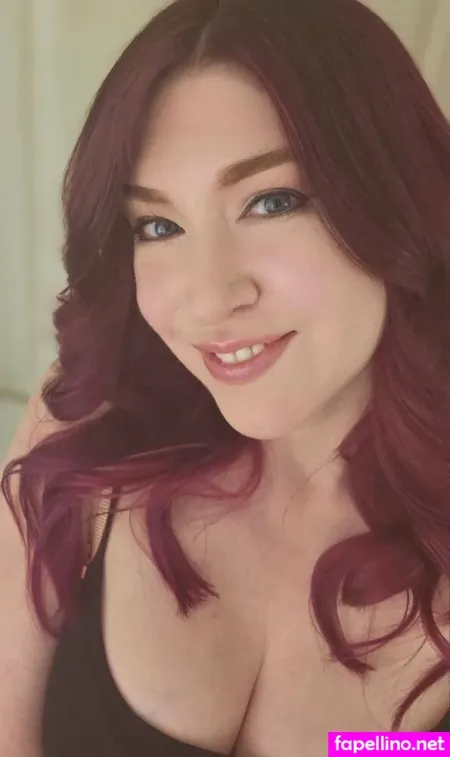 Iitsstrawberrygemfree OnlyFans Thumbnail #bYKTHw0BKn