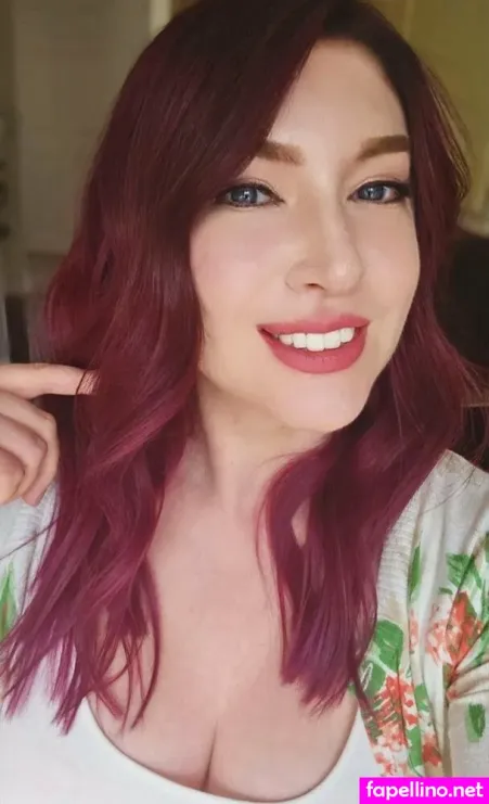 Iitsstrawberrygemfree OnlyFans Thumbnail #sYuVk03bdw