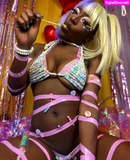 Iitznasanaii OnlyFans Thumbnail #87YkhEhK5w