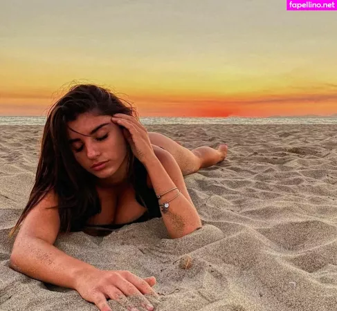 Ika Dauria OnlyFans Thumbnail #IQNz7UwFr2