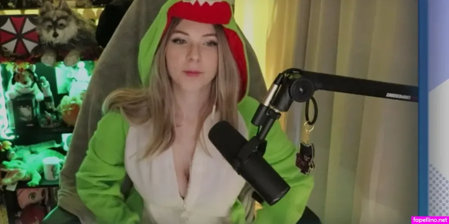 Ikitcat OnlyFans Thumbnail #0rpSqZGGEW