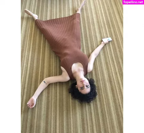 Ilana Glazer OnlyFans Thumbnail #oEoL5nYF6D