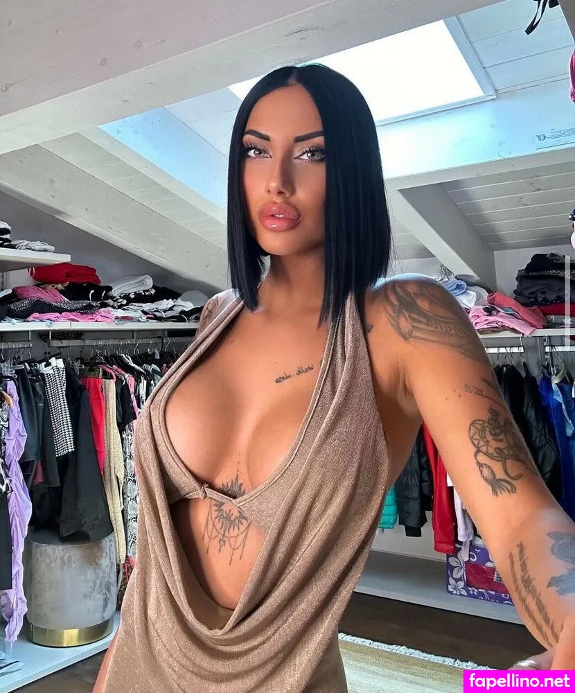ilariaambruoso_17 Nude Leaked OnlyFans Photo #1baf4cL02u