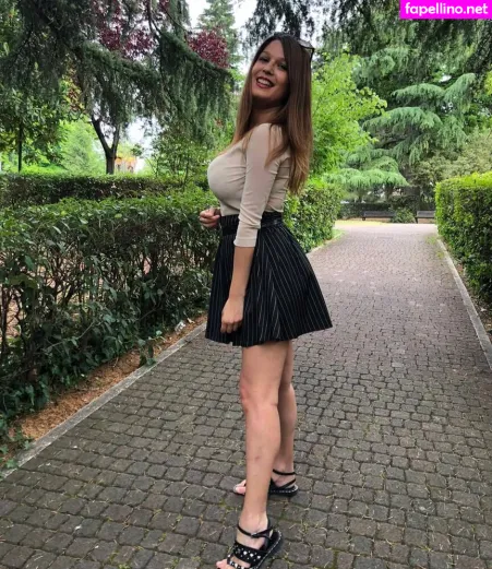 Ileniatenaa OnlyFans Thumbnail #kzdVWJW8fc