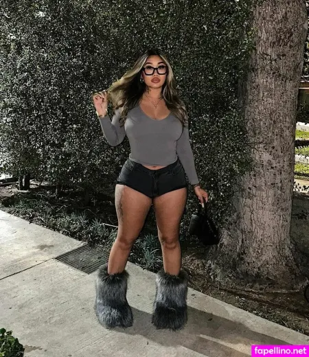 Ilikekandyy OnlyFans Thumbnail #yGl1BWC3hj