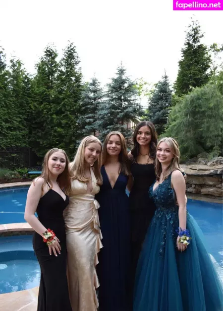 Ilina OnlyFans Thumbnail #Tv7qETjfi0