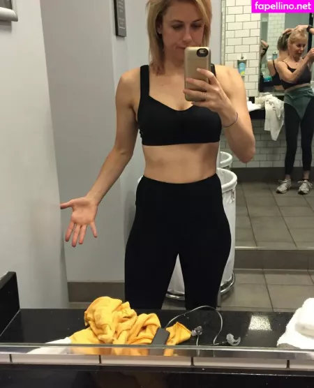 Iliza Shlesinger OnlyFans Thumbnail #UKMfRVcgeG