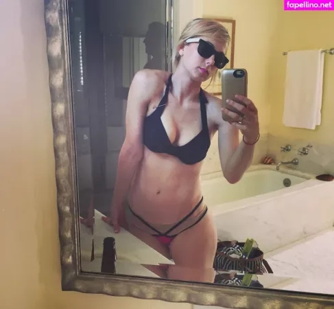 Iliza Shlesinger OnlyFans Thumbnail #iJigcmbz5u
