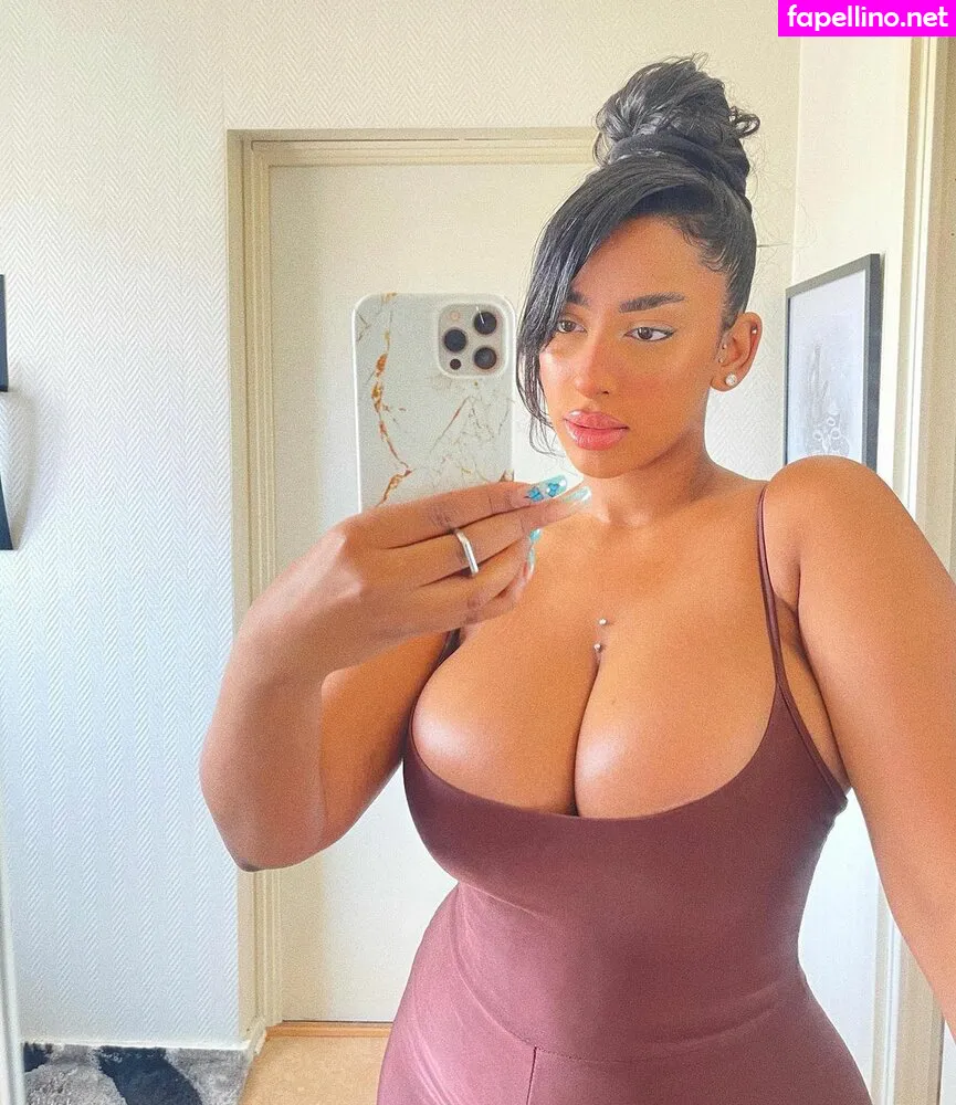 illi.y Nude Leaked OnlyFans Photo #UxCsoyKJXD