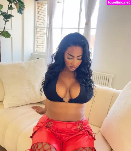 Illi Y OnlyFans Thumbnail #aSzVkgKHO7