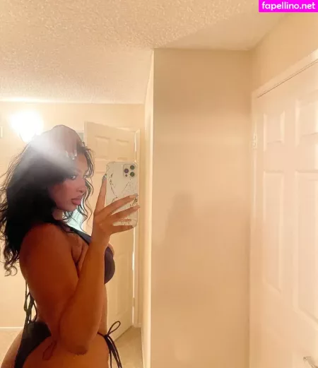 Illi Y OnlyFans Thumbnail #oWK118igRz