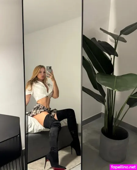Ilona Arsentieva 59 OnlyFans Thumbnail #aQX4tOtiNU
