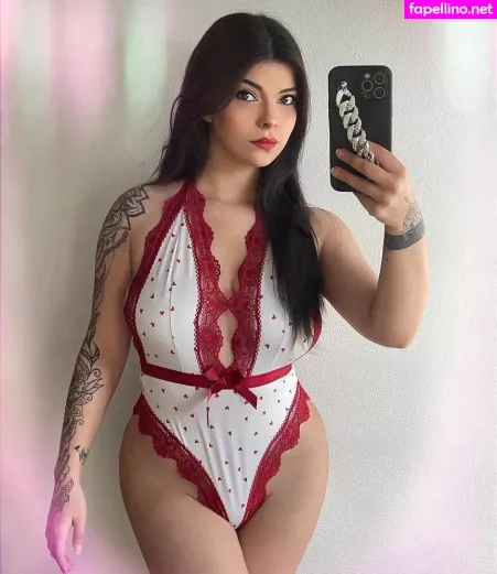 Ilona Cerneaux OnlyFans Thumbnail #10hjYhTMS9