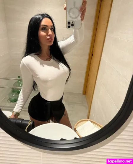 Ilona Ray OnlyFans Thumbnail #8fCxzH5WQ9