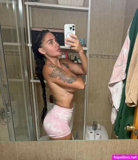 Ilona Ray OnlyFans Thumbnail #V7ZD1YEBPe