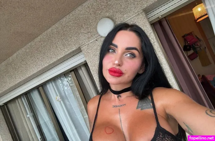 Ilona Ray OnlyFans Thumbnail #bIlCiw4SBe