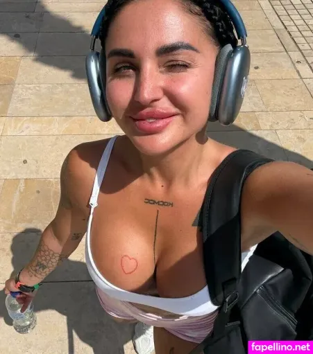 Ilona Ray OnlyFans Thumbnail #cJfSxJARLw