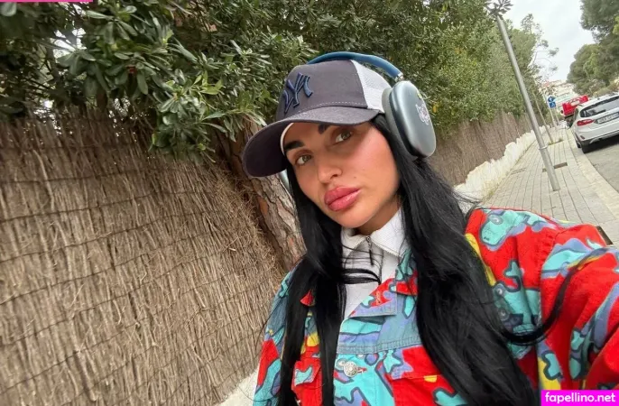 Ilona Ray OnlyFans Thumbnail #vJzo9tHe6r