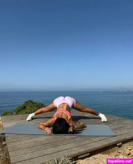 Ilona Ray OnlyFans Thumbnail #wVFMw3oJym