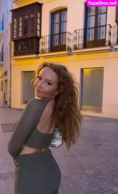 Ilonaaln OnlyFans Thumbnail #IyGLAJhAMC