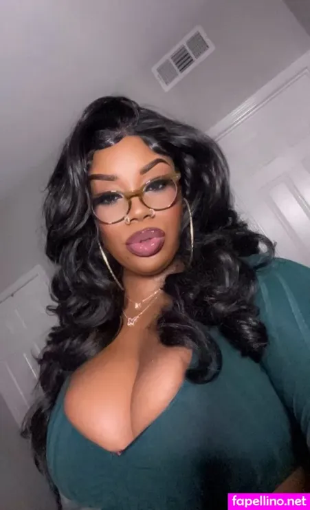 Ilooklikebaae OnlyFans Thumbnail #Hh1fmEDaPI