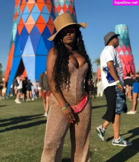 Ilovecaramel OnlyFans Thumbnail #q4qnexPLjT