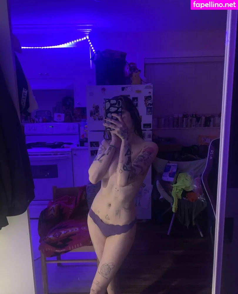 ilovelilsaku, lil_saku_baby Nude Leaked OnlyFans Photo #2T4QwivI8u