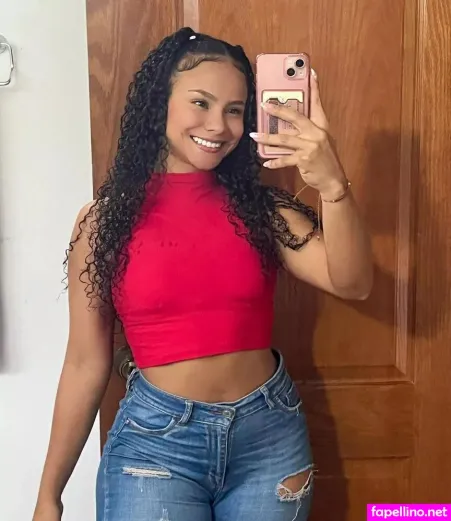 Ilovesmilinggg OnlyFans Thumbnail #MbEnA1mONS