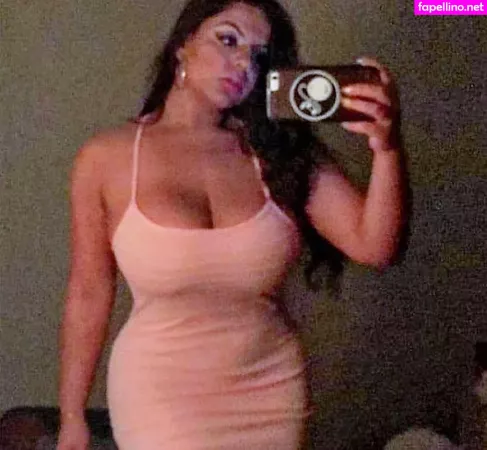 Iloveteniah OnlyFans Thumbnail #74FVHbJIfQ