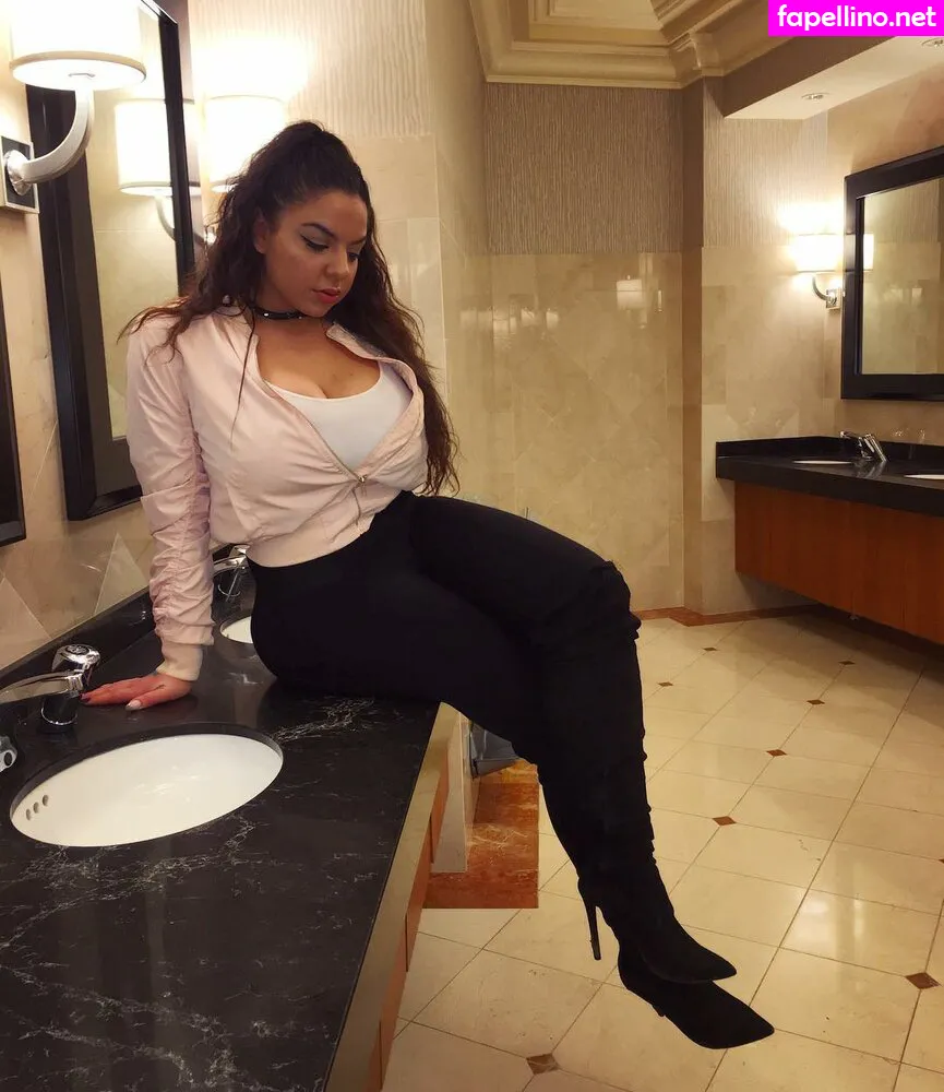 Iloveteniah Nude Leaked OnlyFans Photo #83t9Fd1mrw