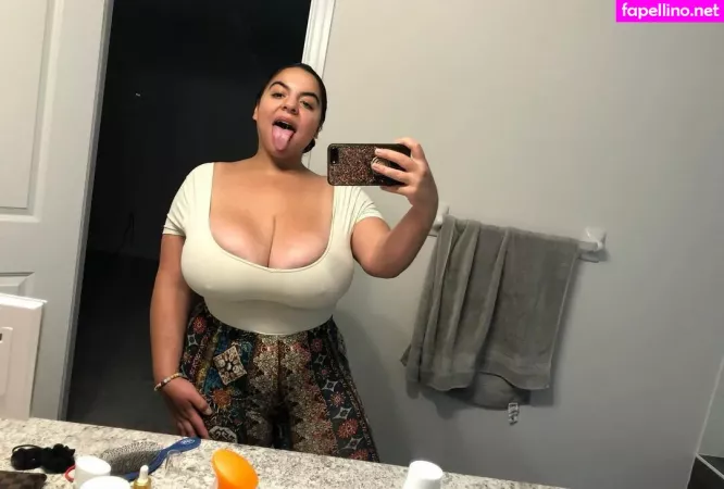 Iloveteniah OnlyFans Thumbnail #rL3dtVYT6T