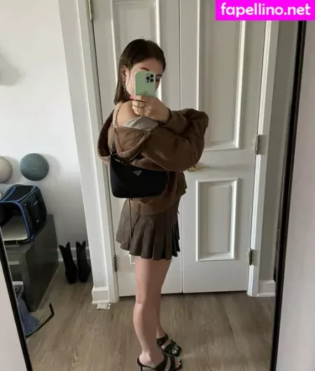 Iloveyou OnlyFans Thumbnail #XKzDoVw5CI