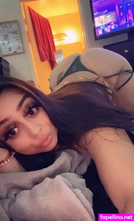 Ilsejayy OnlyFans Thumbnail #LH7lPuaLs9