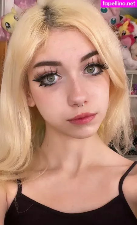 Iluvmeww OnlyFans Thumbnail #MxkdtWtcKY