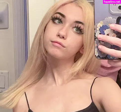 Iluvmeww OnlyFans Thumbnail #R9V5yCxsxD