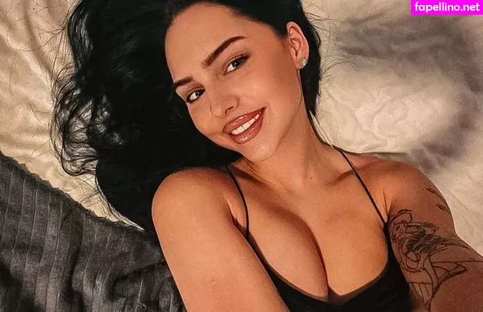 Ilyina Yulyina OnlyFans Thumbnail #QXASJysYnt