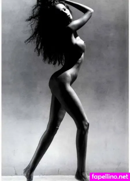 Iman Abdulmajid OnlyFans Thumbnail #goHXFBSS1h