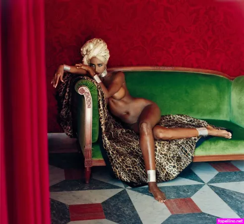 Iman Abdulmajid OnlyFans Thumbnail #lTQ4CmVpbT