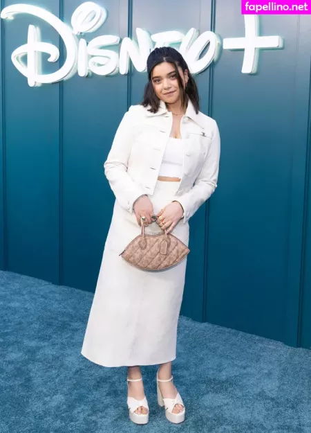 Iman Vellani OnlyFans Thumbnail #Jctg7moxLM