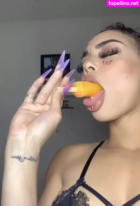 Imannijackson OnlyFans Thumbnail #9DBrIVaCaR